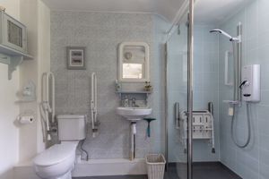 Photo 33- click for photo gallery